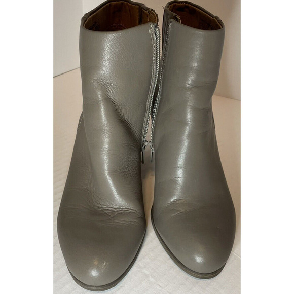 Vionic Serena Leather Ankle Taupe Booties Leather Women's Size 6 - Picture 2 of 11